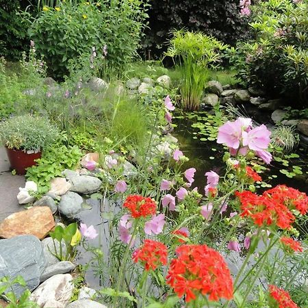 Ruhige Wohnung Mit Schoenem Eigengarten In Seeboden Am Millstaettersee Exterior foto