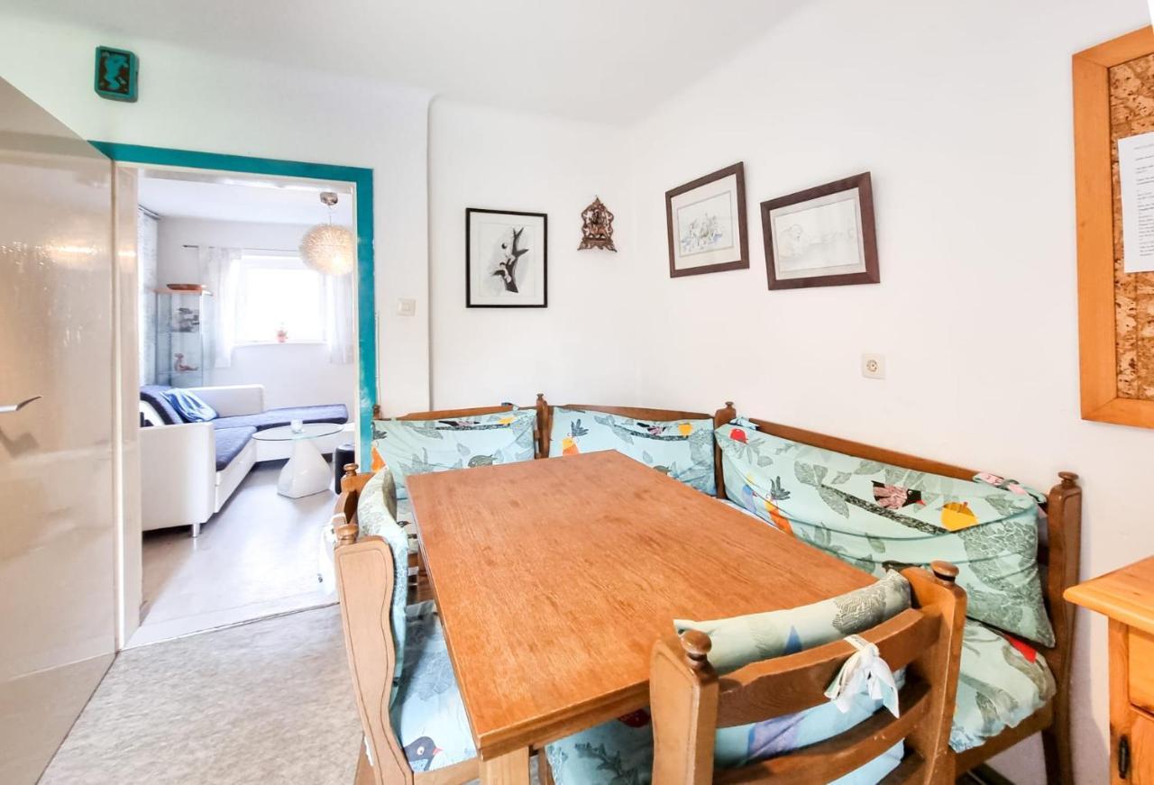 Ruhige Wohnung Mit Schoenem Eigengarten In Seeboden Am Millstaettersee Exterior foto